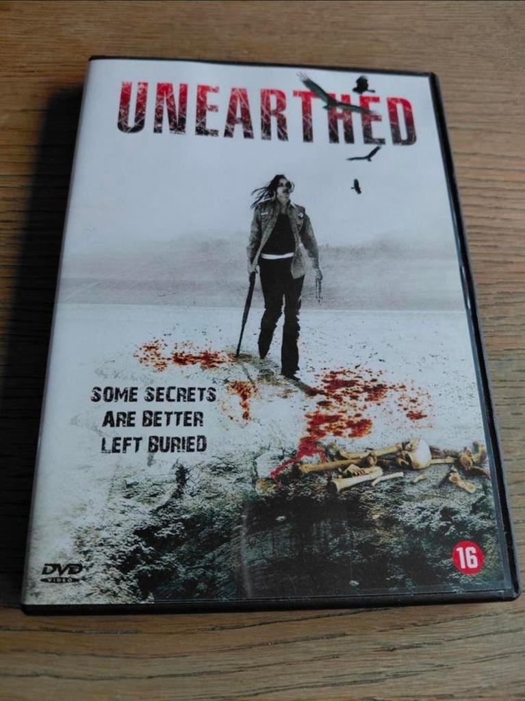 Unearthed dvd. Emmanuelle Vaughier uit SAW 2., Vanaf 16 jaar, Ophalen of Verzenden, Zo goed als nieuw, Overige genres