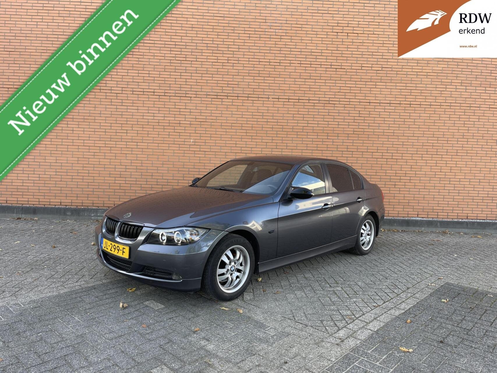 BMW 3-serie 320i 2006 215DKM | LED | SPORT | APK-27 | AIRCO, Auto's, Startonderbreker, Achterwielaandrijving, 4 cilinders, 150 pk
