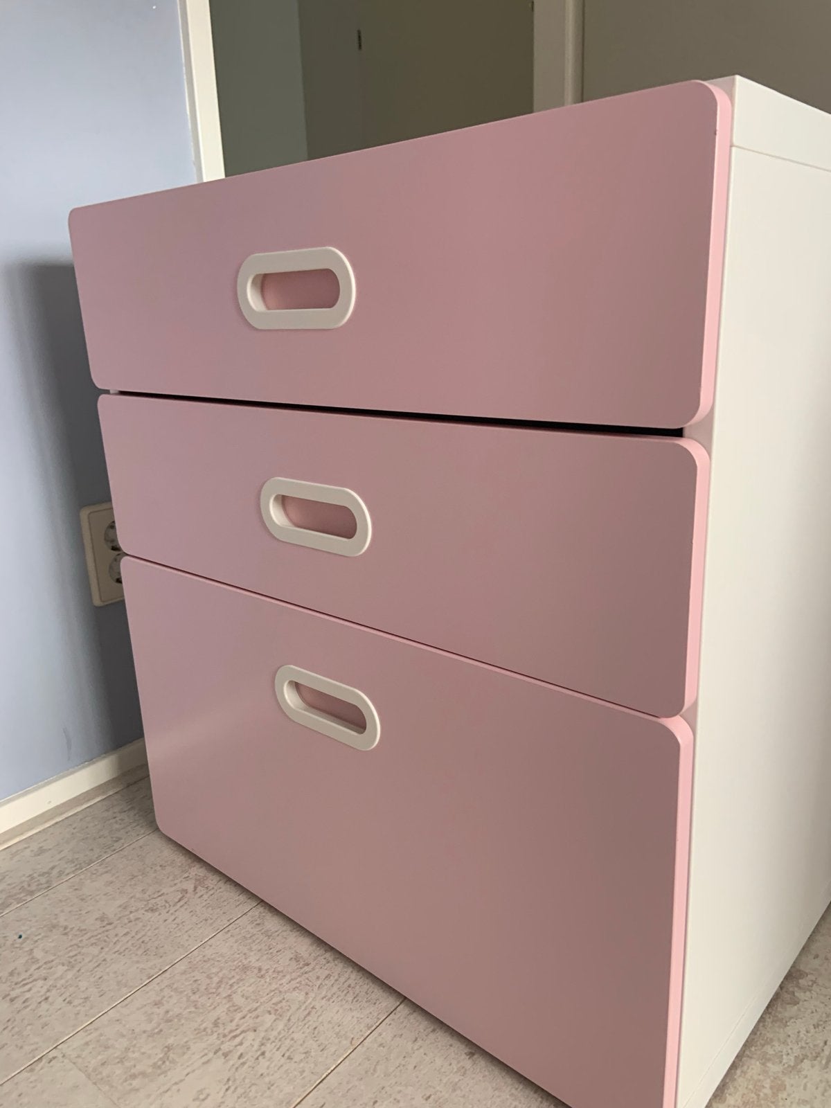 Ikea Stuva ladekast met 3 lades - Roze/Wit, Ophalen, Gebruikt, 50 tot 100 cm, 3 of 4 laden