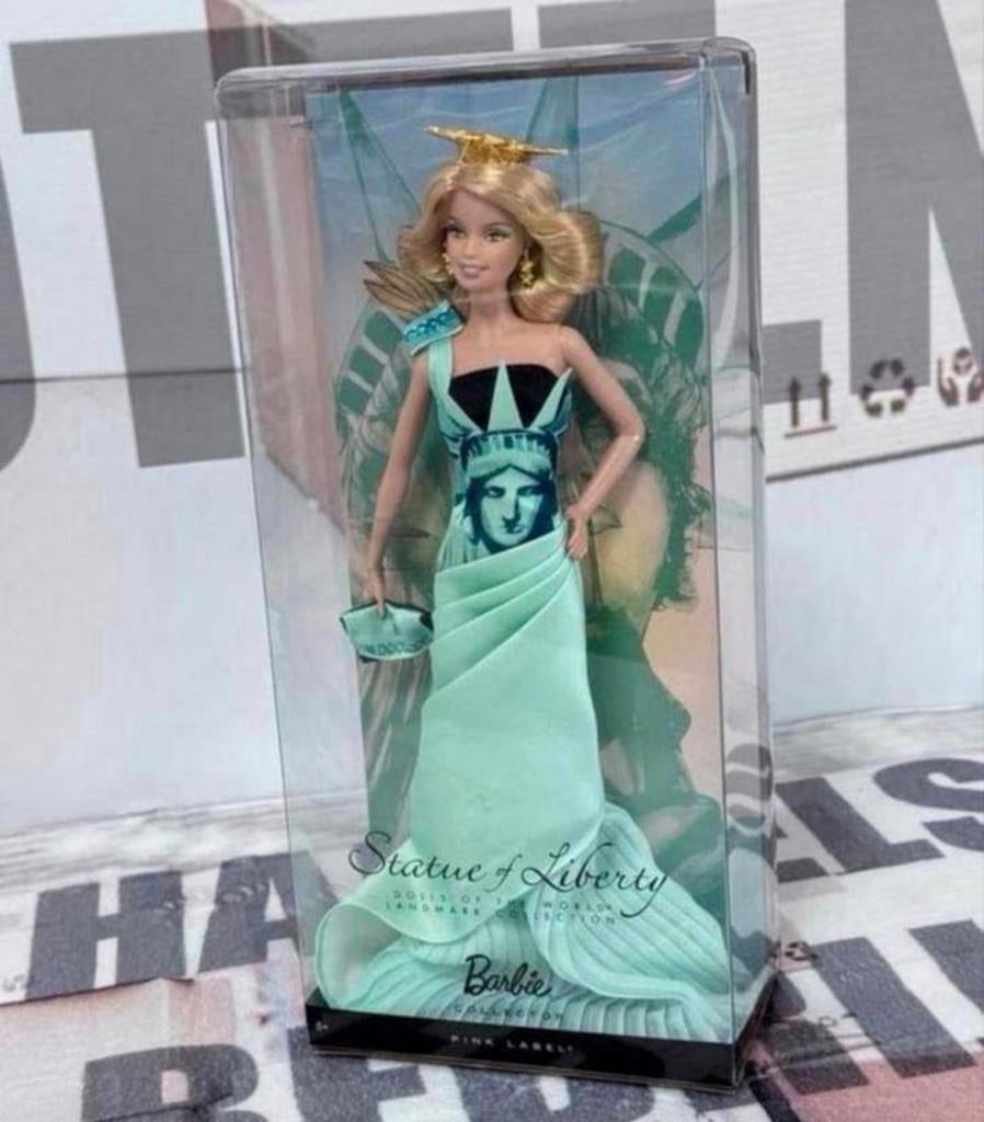 Statue of Liberty BARBIE Landmark Dolls Lady Collector NIEUW, Barbie, Nieuw, Ophalen of Verzenden, H