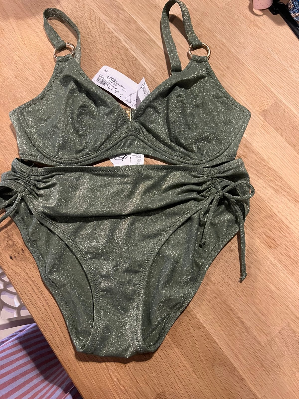 Antigel  bikini maat 75D/38D slip 40 NIEUW!! Set nu €75,-, Ophalen of Verzenden, Nieuw, Bikini