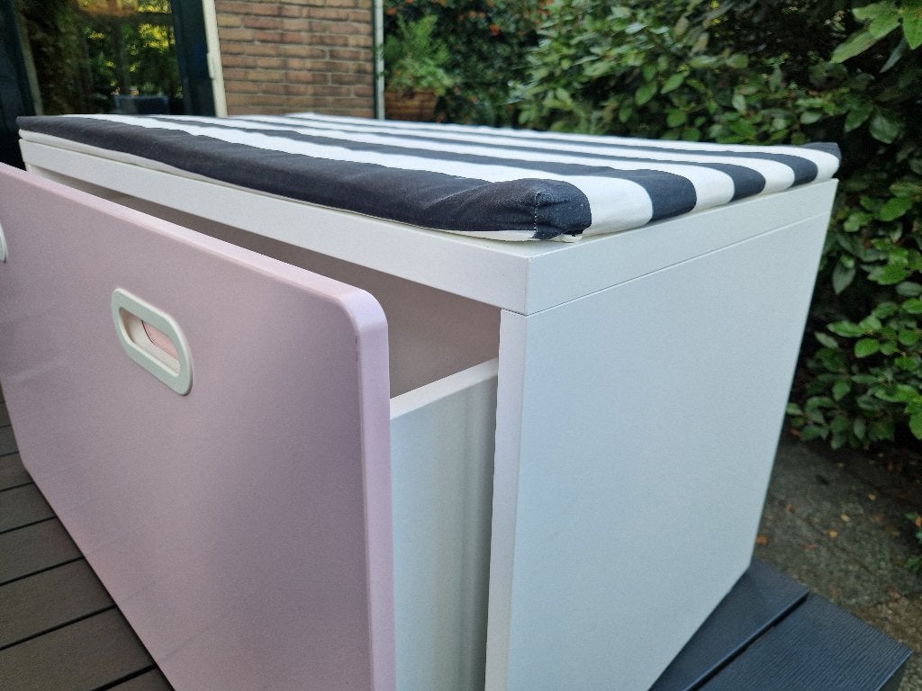Ikea Kinderbankje met opberglade, Ophalen, Zo goed als nieuw