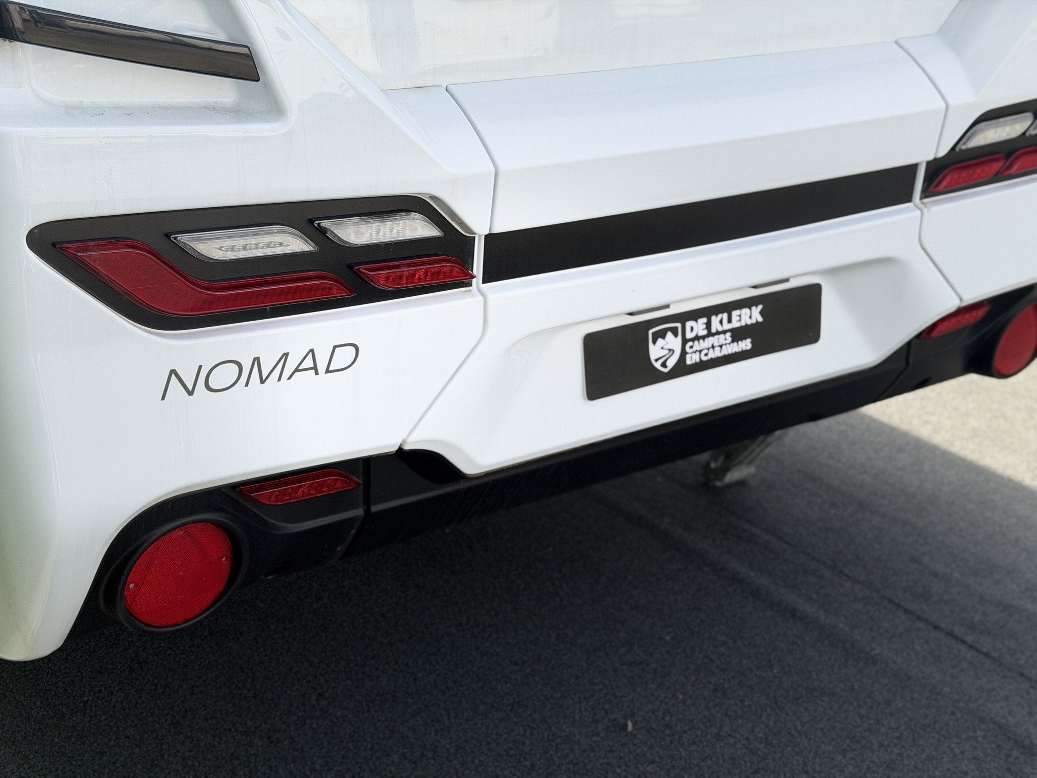 Dethleffs Nomad 460 EL (bj 2026), Caravans en Kamperen, Bedrijf, Info@deklerkcaravans.nl, Klerk Caravans, de, 1250 - 1500 kg