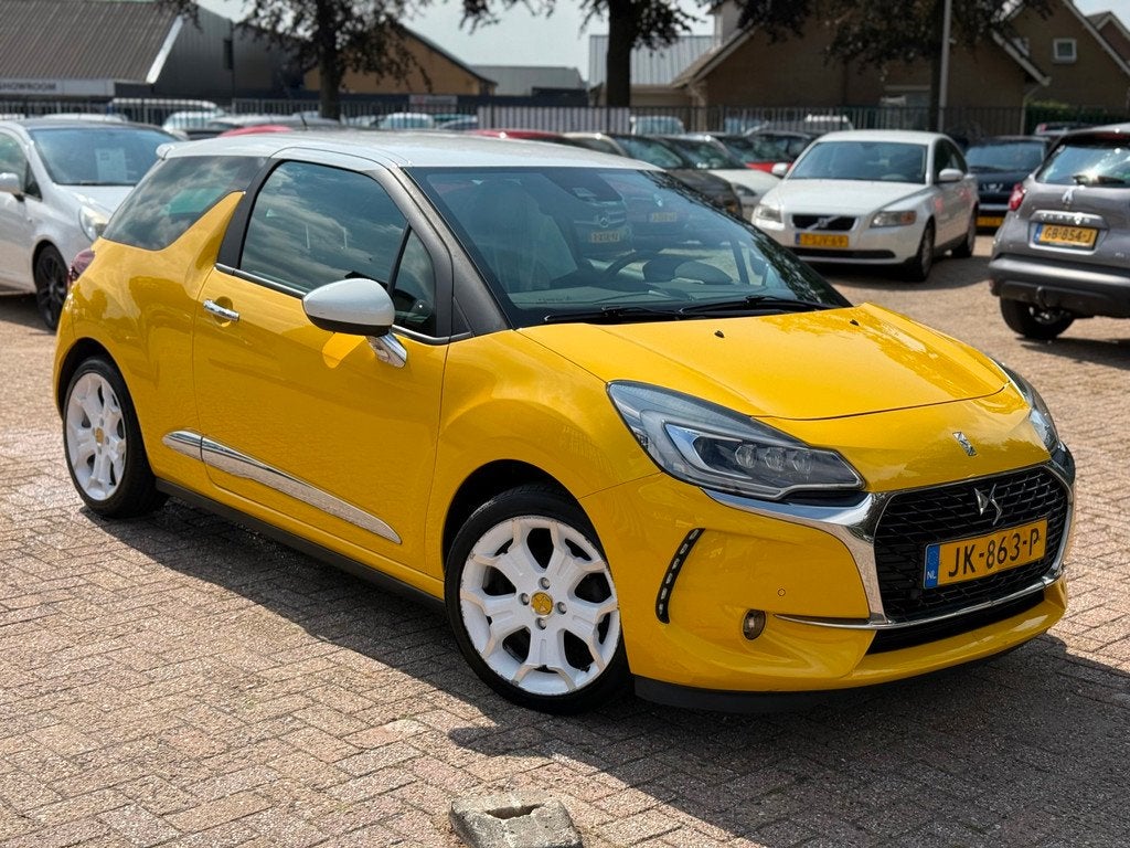 DS 3 1.2 PureTech Sport Chic GR SCHERM PDC CLIMA, Auto's, DS, Voorwielaandrijving, Gebruikt, Euro 6, 1199 cc