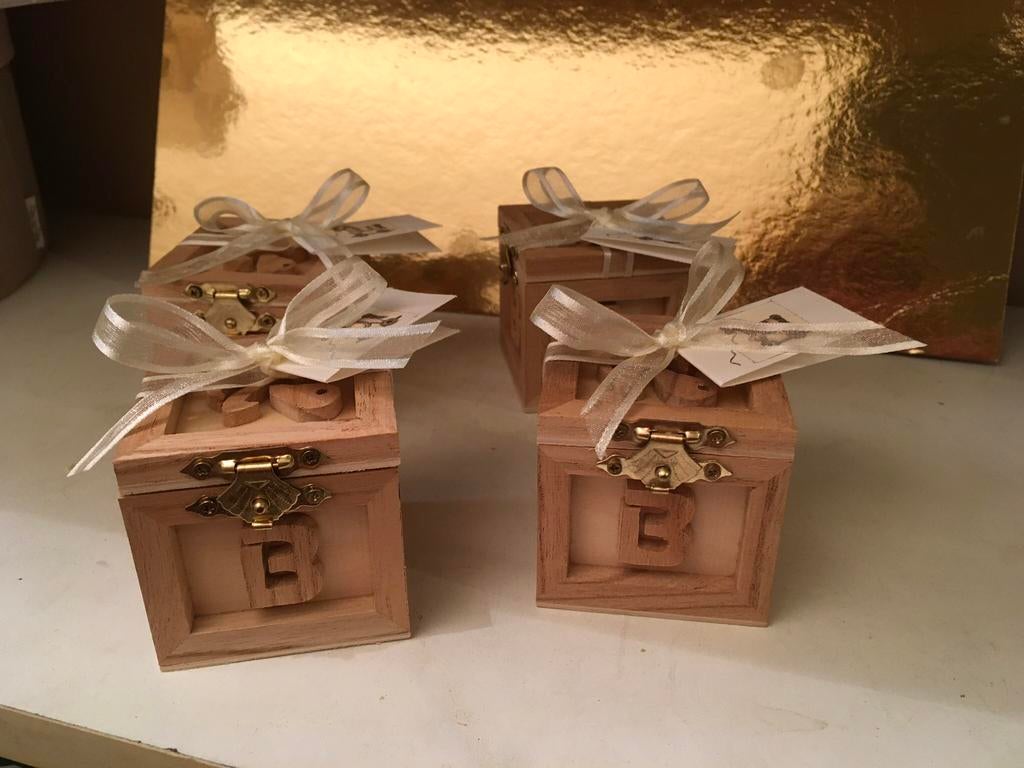 Te koop houten geboorte bedankjes, Ophalen of Verzenden, Nieuw, Kraamcadeau
