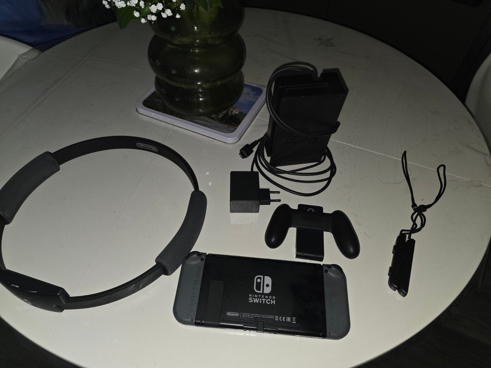 Nintendo Switch Console met Ring-Con en accessoires, Ophalen, Zo goed als nieuw