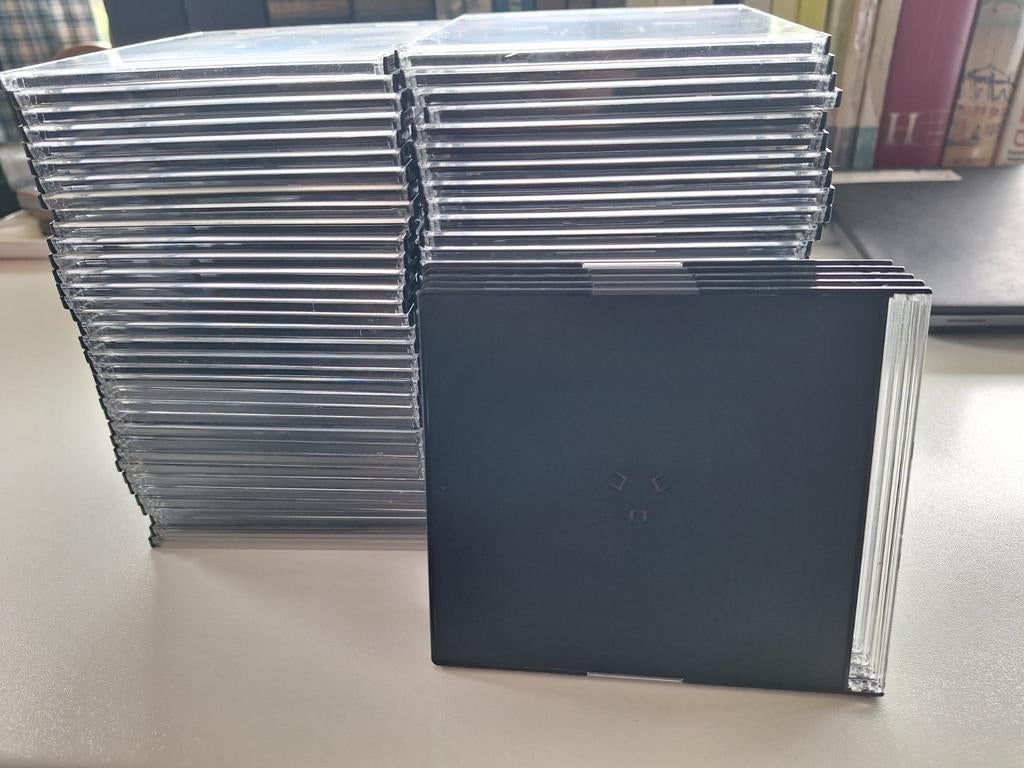 75 lege cd doosjes, Cd's en Dvd's, Cassettebandjes, Ophalen of Verzenden, Zo goed als nieuw, Overige genres