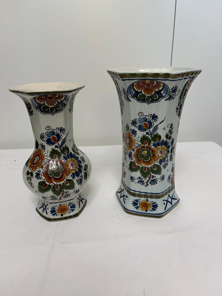 Set van 2 Delfts blauwe vazen met bloemmotief nr 444, 471, Ophalen of Verzenden