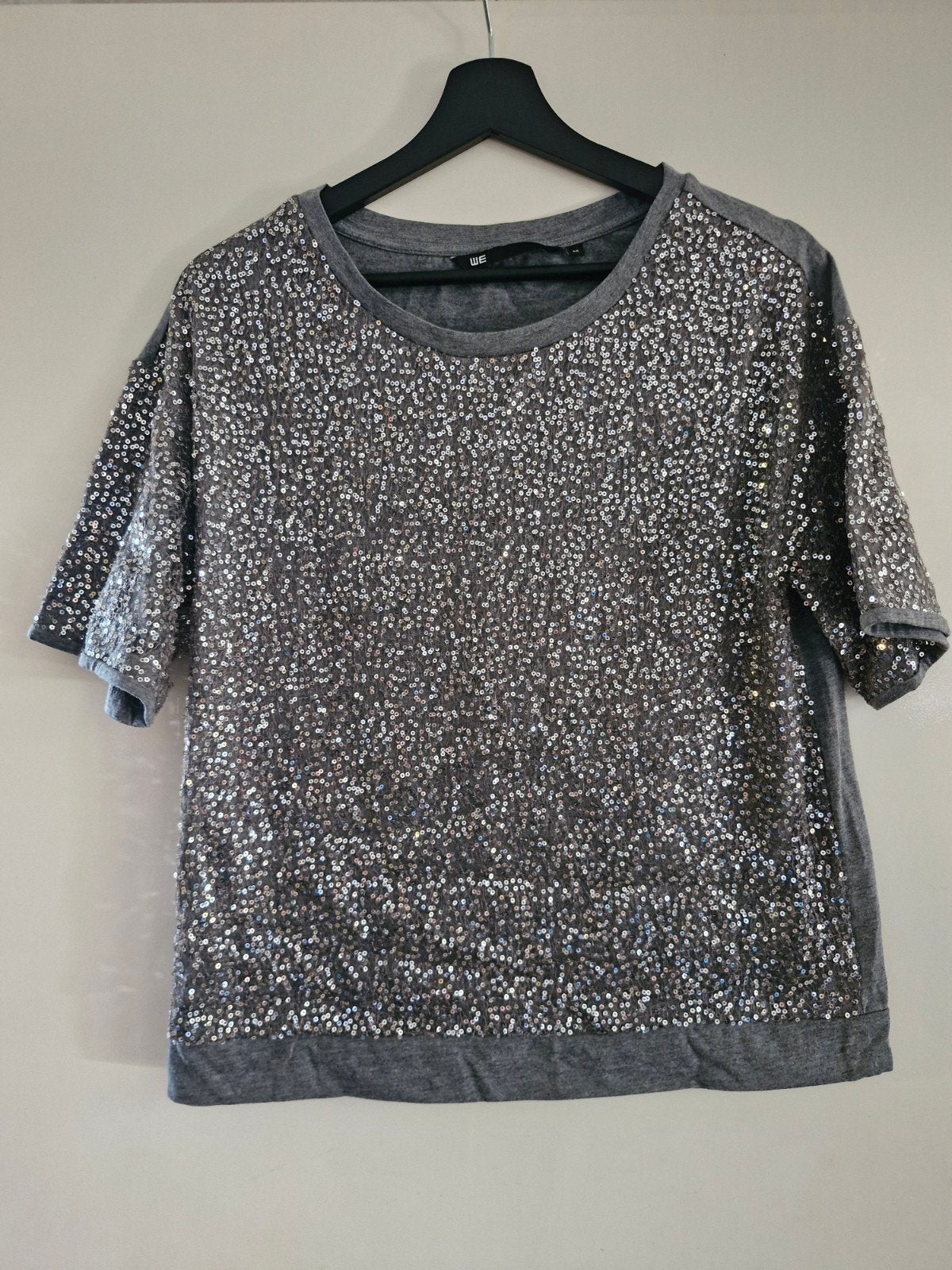 Grijs tshirt met pailletten maat M, Maat 38/40 (M), WE, Onbekend, Ophalen of Verzenden
