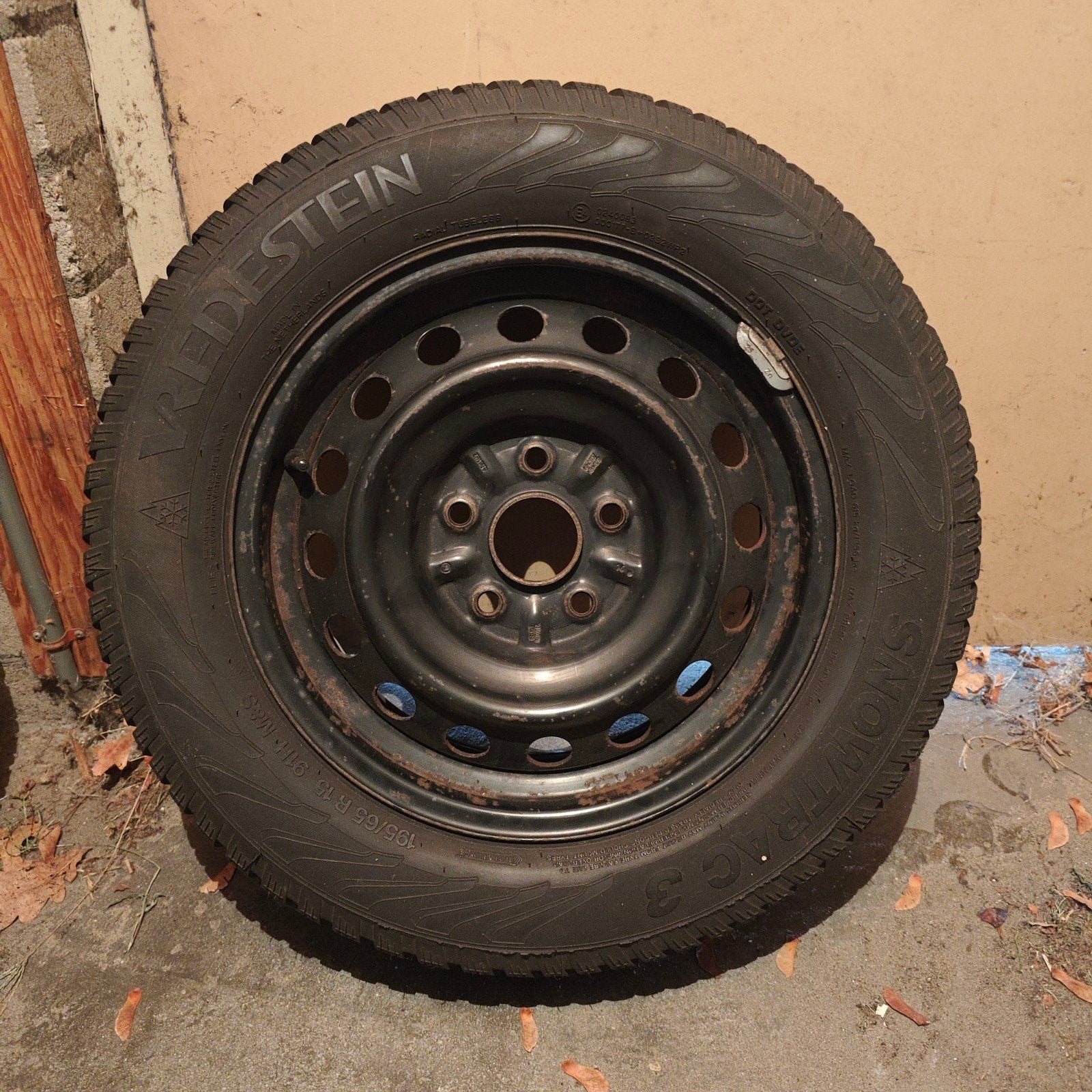2 sets van Winterbanden past op Opel fiat Hyundai Volvo kia, Auto-onderdelen, Ophalen, Gebruikt, 15 inch, Banden en Velgen