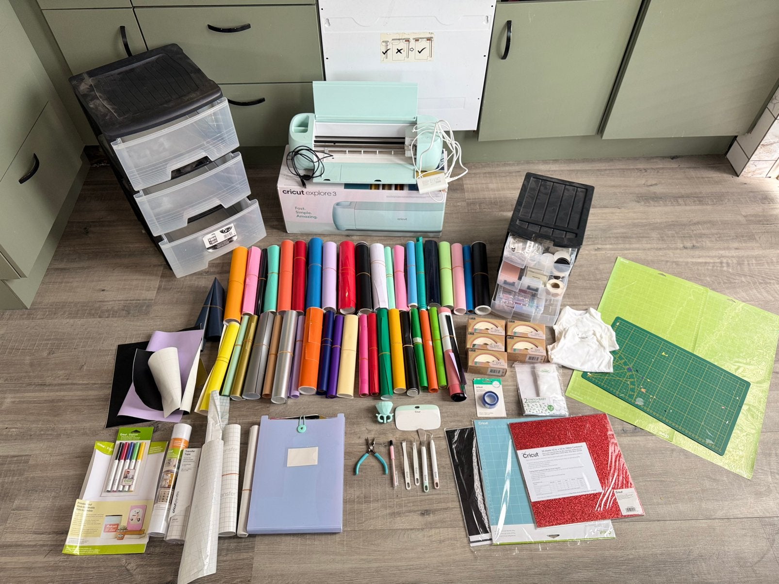 Complete Cricut Explore 3 hobby-/stickerpakket te koop, Hobby en Vrije tijd, Ophalen, Gebruikt, Slicemachine of Snijmachine, Cricut