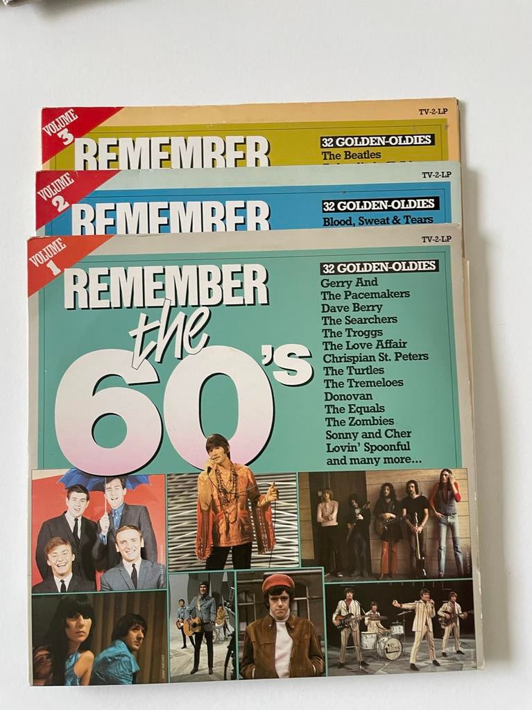 Remember The 60's - 32 Golden Oldies (3x LP Boxset), Boxset, Ophalen of Verzenden, Gebruikt, 12 inch