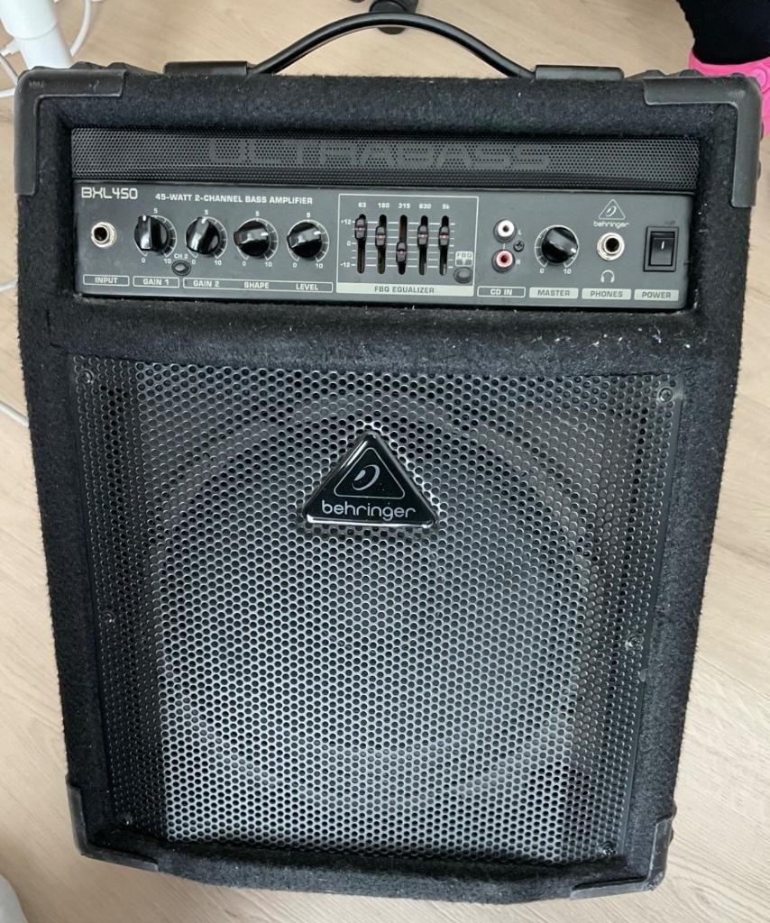 Bascombo Behringer BXL450 Basgitaar versterker, Muziek en Instrumenten, Versterkers | Bas en Gitaar, Ophalen, Gebruikt, Minder dan 50 watt