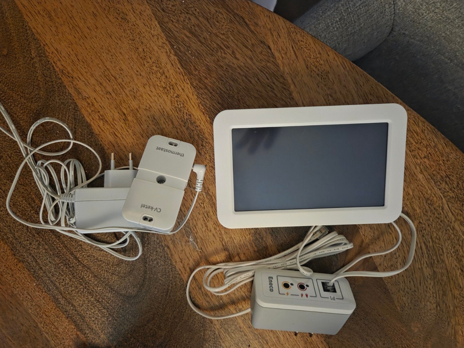 Eneco Toon incl. thermostaat en slimme meter module, Ophalen of Verzenden, Slimme thermostaat, Gebruikt