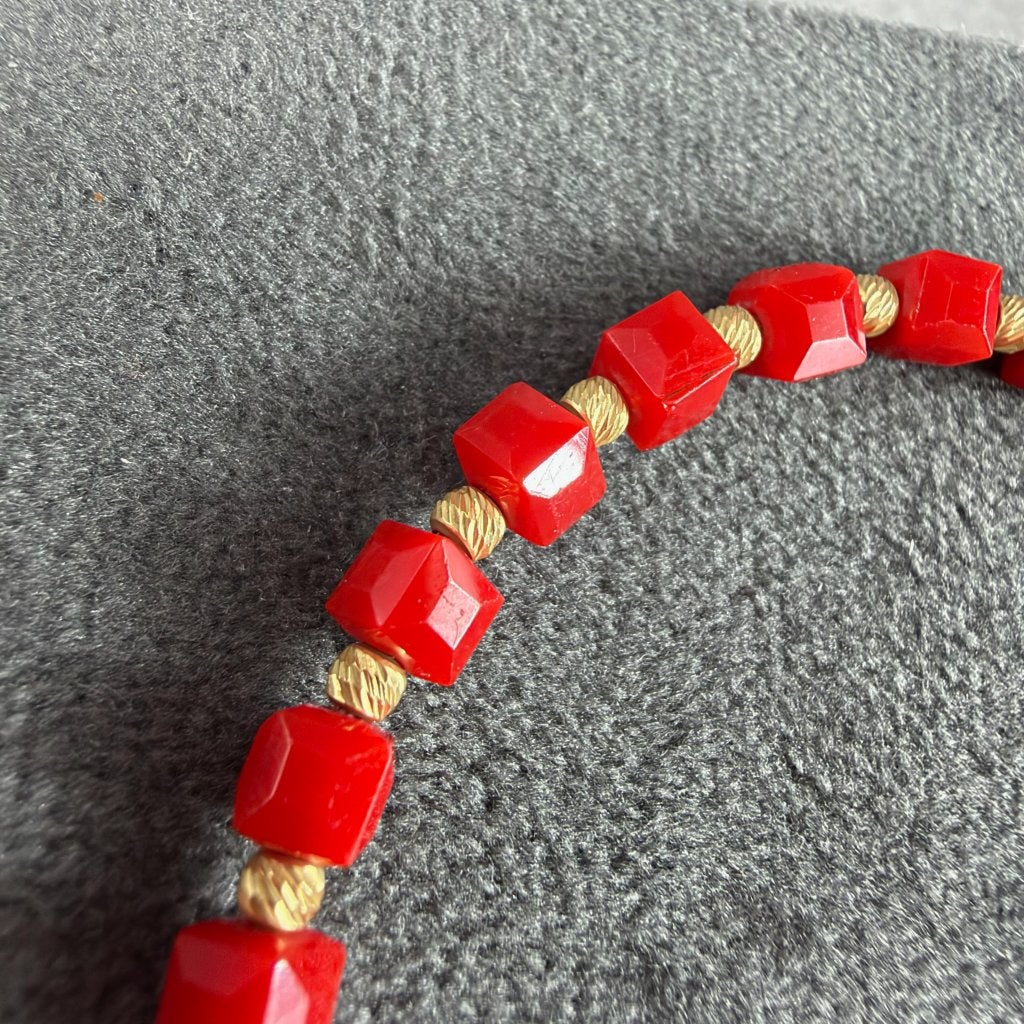 Gouden Armband | 14k | verstelbar rood touwarmband | 416208, Sieraden, Tassen en Uiterlijk, Ophalen of Verzenden, Gebruikt, Goud