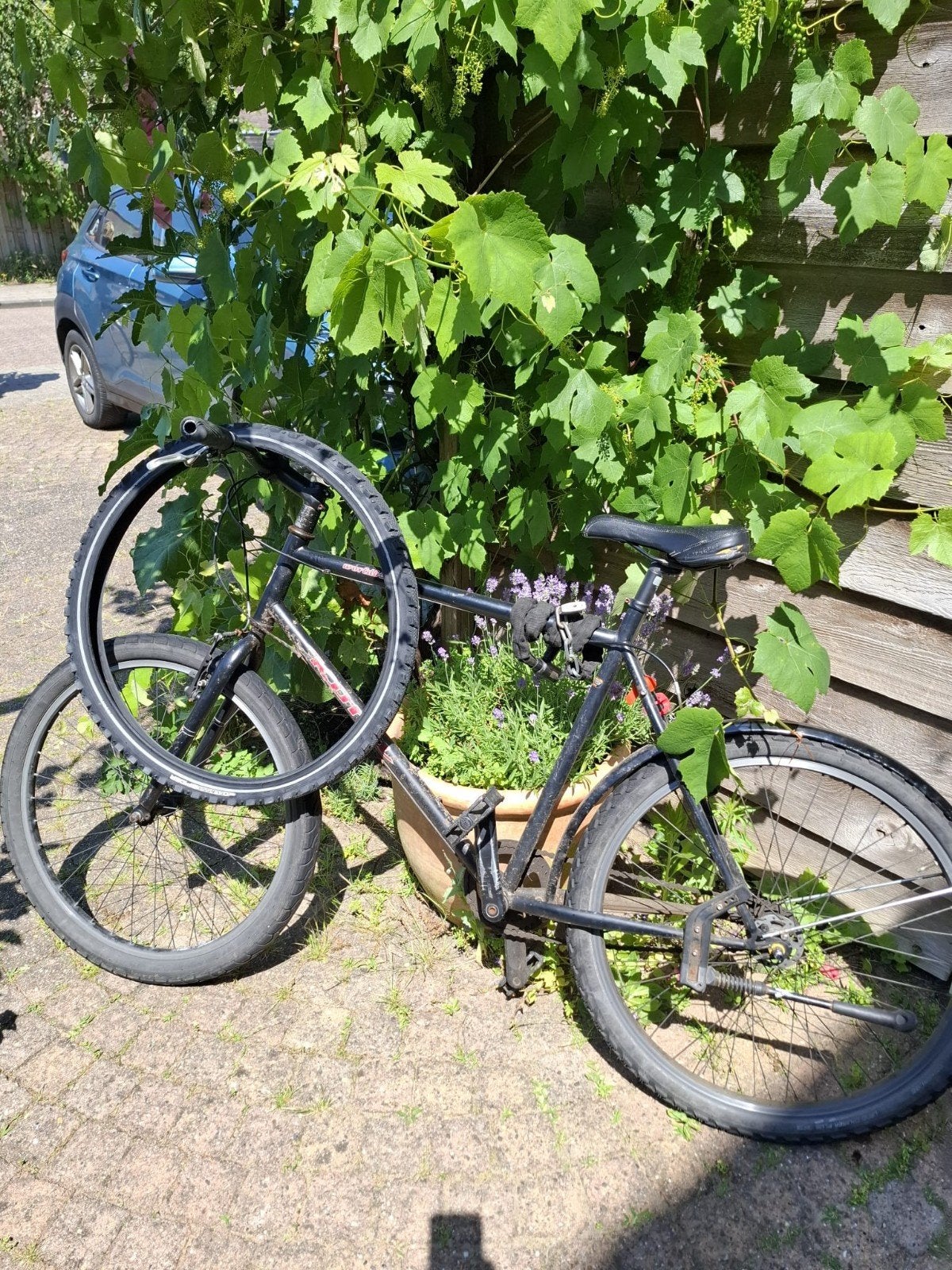 Kona fiets - Opknapper met potentie, Fietsen en Brommers, Fietsen | Heren | Herenfietsen, Gebruikt, Overige merken, Ophalen