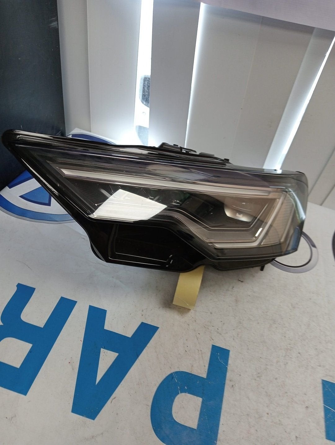 Audi A6 4K Matrix Koplamp Links 4k0941039 compleet, Gebruikt, -, -, -