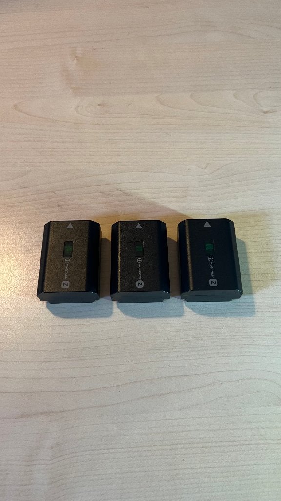 3x - Sony NP-FZ100 Oplaadbare Accu (NPFZ100.CE), Ophalen of Verzenden, Zo goed als nieuw, Sony, Accu