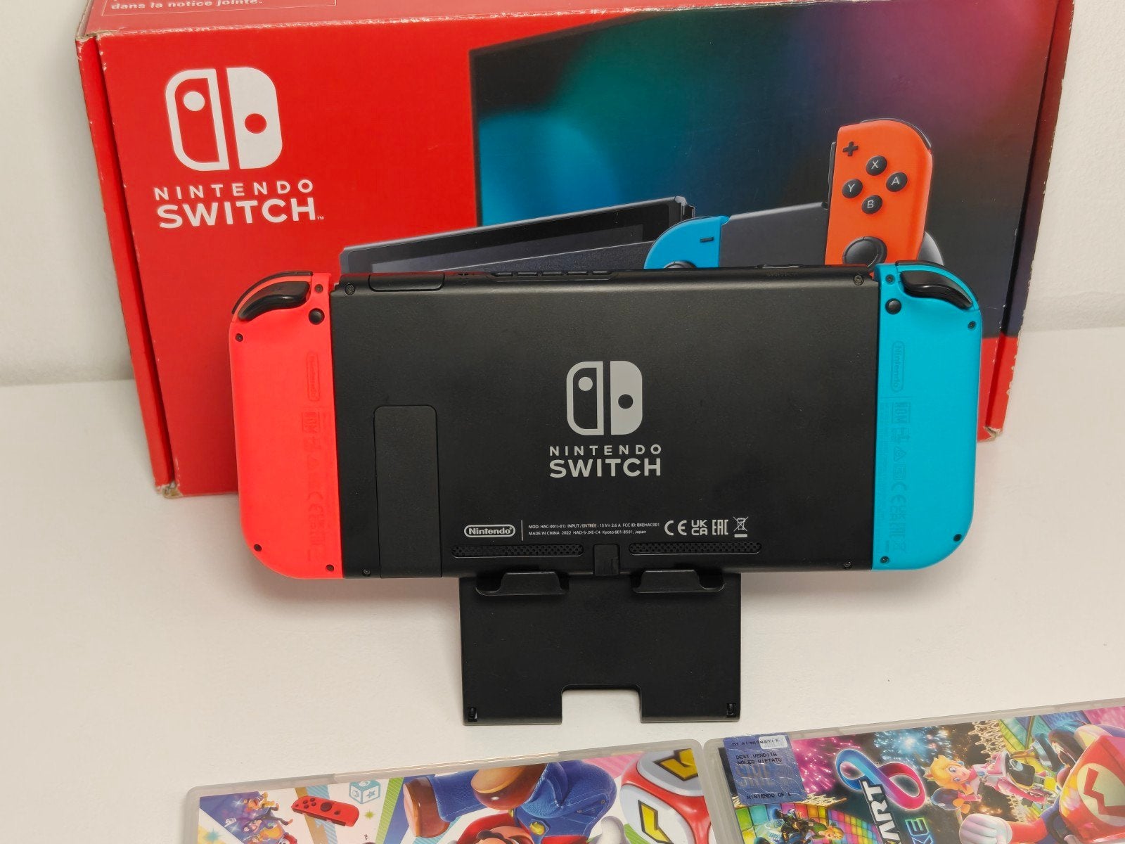 Nintendo Switch V2, Spelcomputers en Games, Support@nintendo.com, Ophalen of Verzenden, Zo goed als nieuw, 11-1, Kamitoba Hokodate-cho, Minami-ku, Kyoto 601-8501, Japan