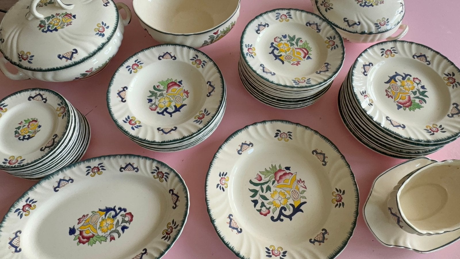 Longwy faience servies Vieux Rouen 48 delig 12p Frans antiek, Antiek en Kunst, Ophalen of Verzenden