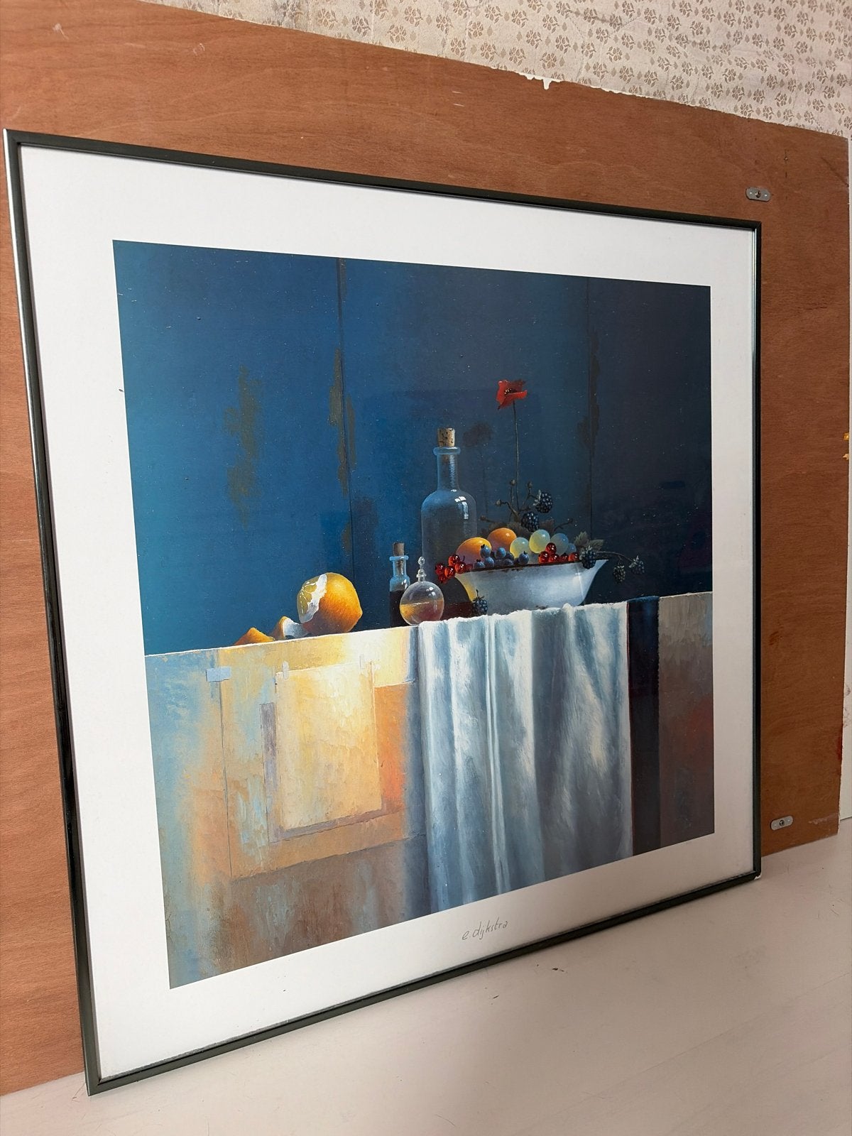 Evert Dijkstra - Gesigneerd stilleven - Ingelijst 70x70 cm, Ophalen, Papier/karton, Gesigneerd, Stilleven