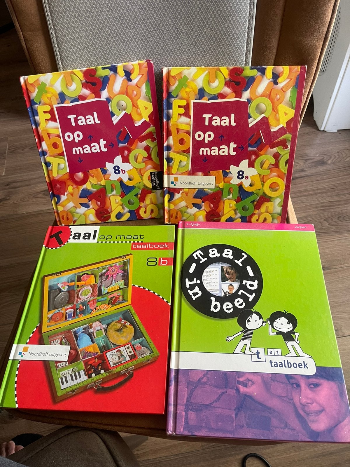 compleet pakket taalboeken werkboeken groep 8 basisonderwijs, Ophalen of Verzenden, Zo goed als nieuw, Overige niveaus, Nederlands