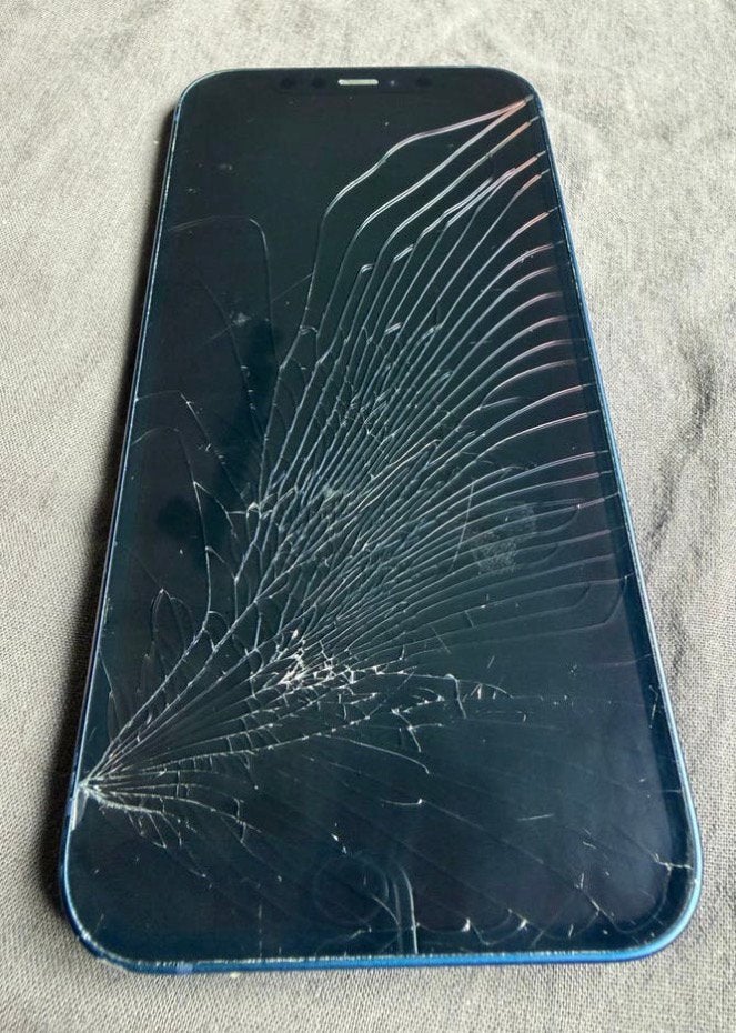 ️Gezocht️ Iphone 12 Kapot scherm., Zwart, Ophalen of Verzenden, Zo goed als nieuw, IPhone 12