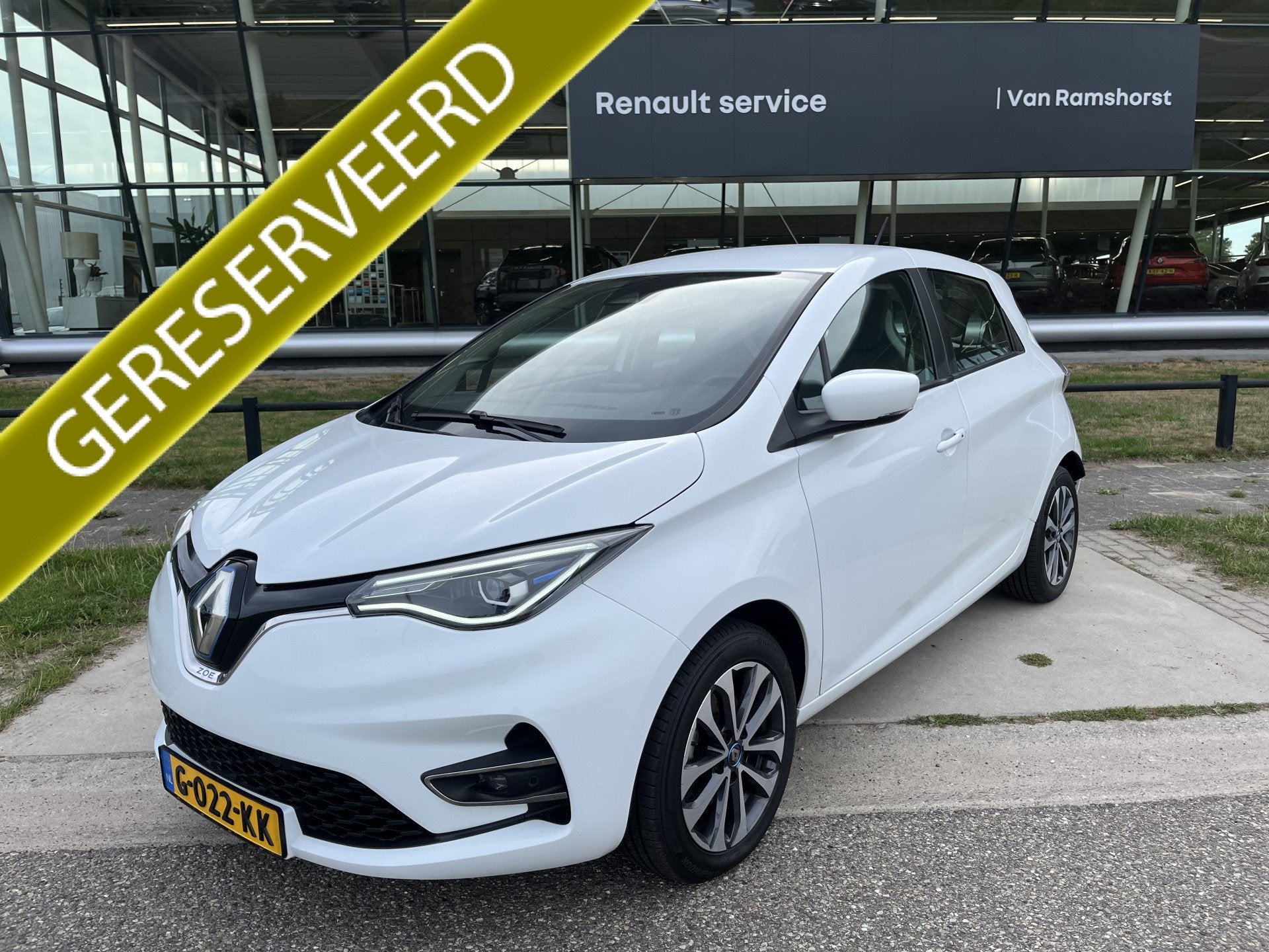 Renault ZOE R135 52 kWh / Koopaccu / Keyless / Snellader CCS, Auto's, Renault, 12 maanden, Gebruikt, Zwart, Wit