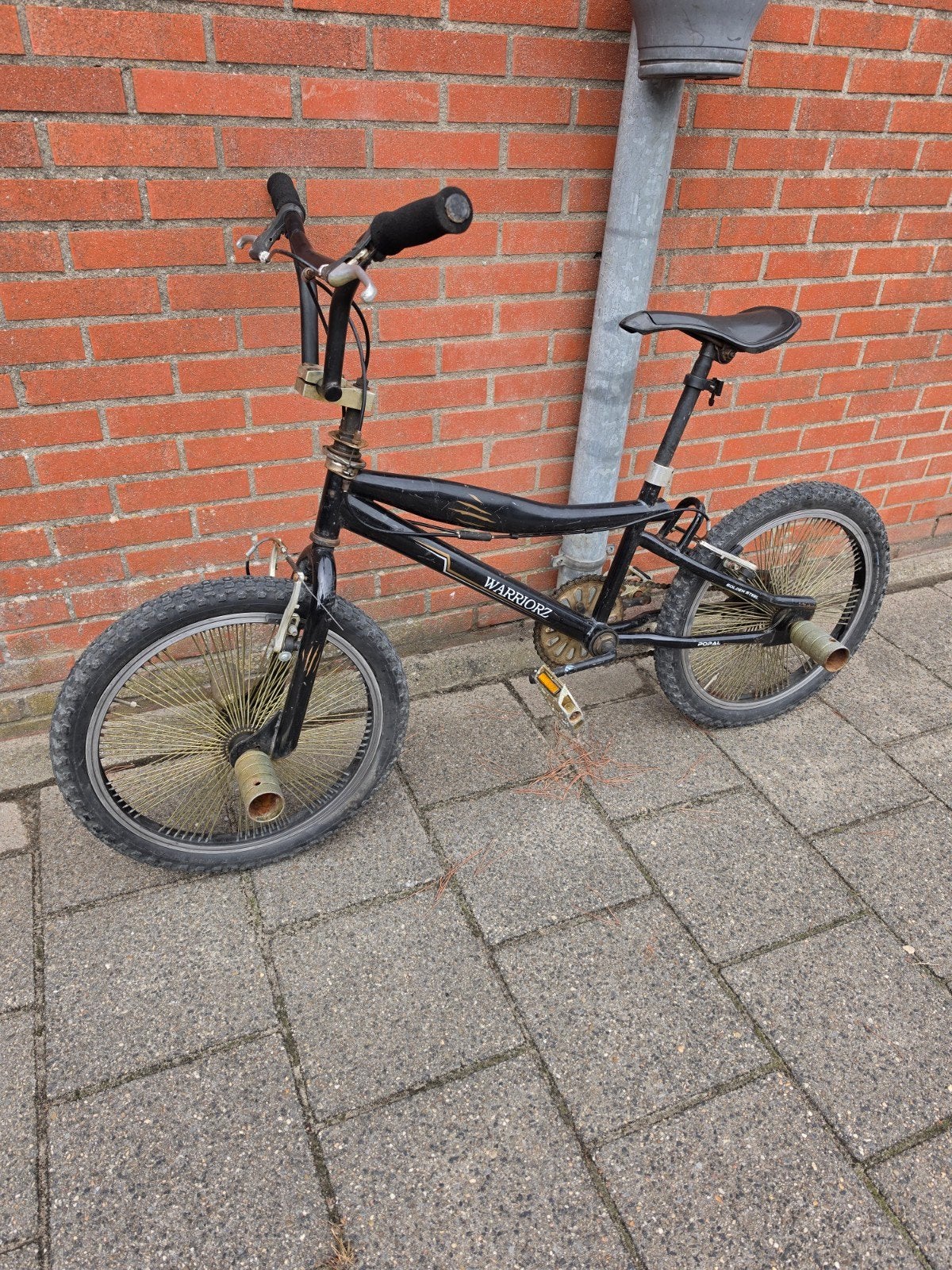 Stoere stuntfiets - BMX - Warriorz, Fietsen en Brommers, Fietsen | Crossfietsen en BMX, Ophalen, Warriorz, Gebruikt, Staal