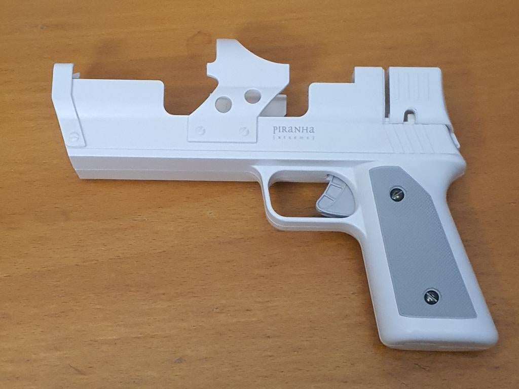 Piranha Wii Gun, Gebruikt, Vanaf 18 jaar, Shooter, 1 speler