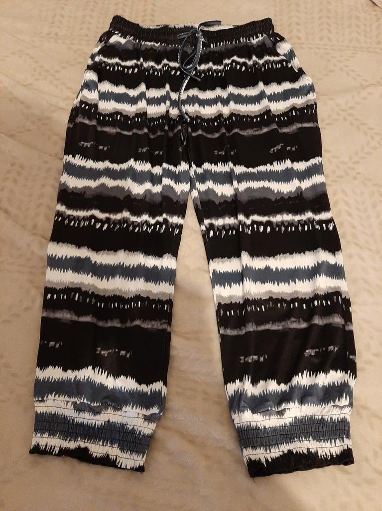 Norah zomerbroek als NIEUW!!!, Maat 38/40 (M), Ophalen of Verzenden, Zo goed als nieuw, Driekwart