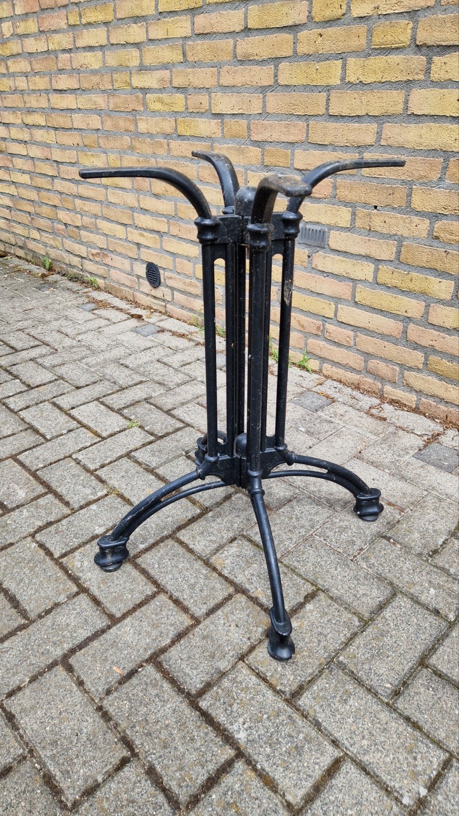 Tafelpoot voor horeca bistro tafel, Ophalen, Rond, Metaal