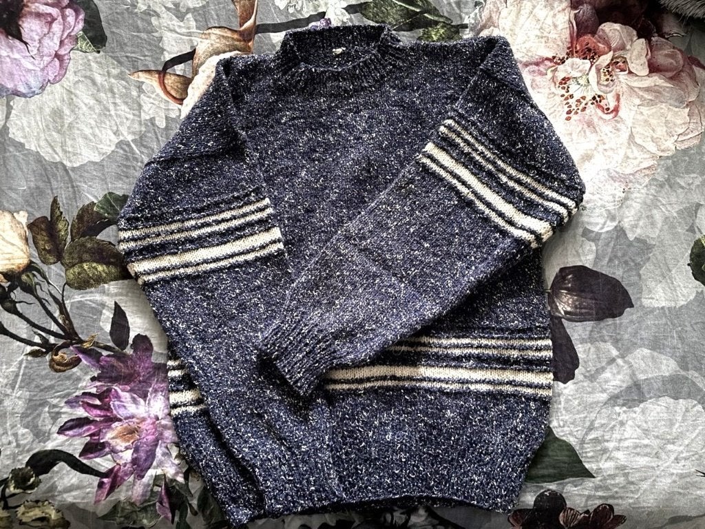 Handgebreide trui blauw met witte spikkels en strepen, Blauw, Maat 42/44 (L), Ophalen of Verzenden, Handgebreid