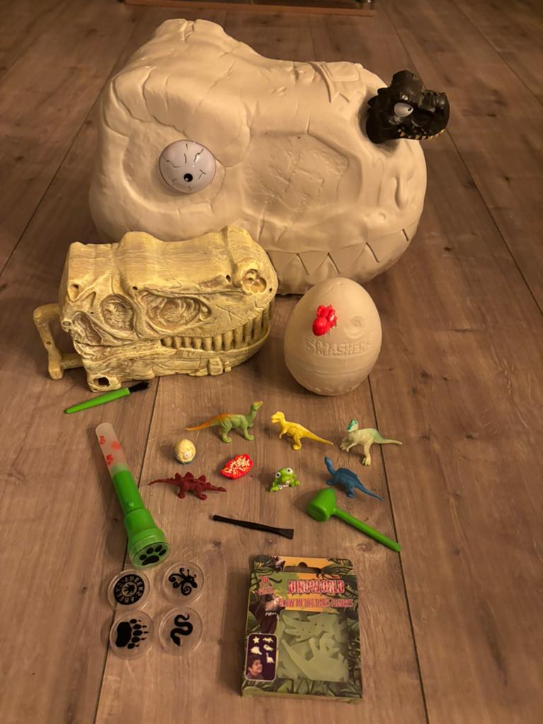 Dino speelgoed set, Kinderen en Baby's, Ophalen of Verzenden, Zo goed als nieuw