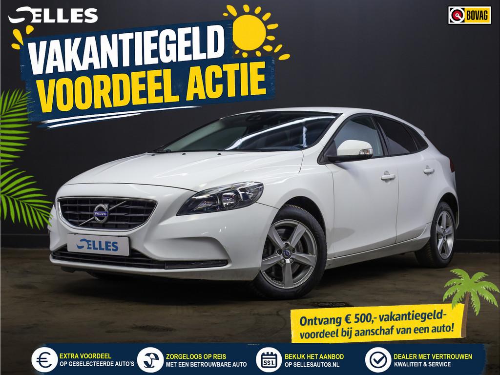 Volvo V40 1.5 T2 Kinetic Automaat | (bj 2015), Stof, 4 cilinders, 700 kg, Bedrijf