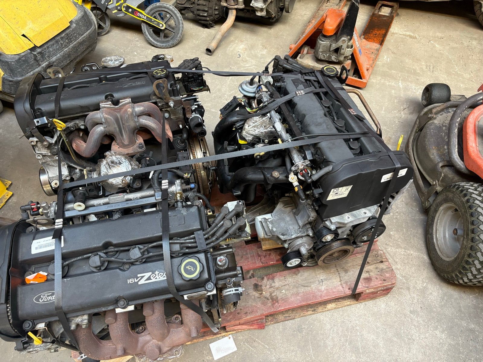 Ford Blacktop Zetec 2.0 16V, Ophalen, Gebruikt, Ford