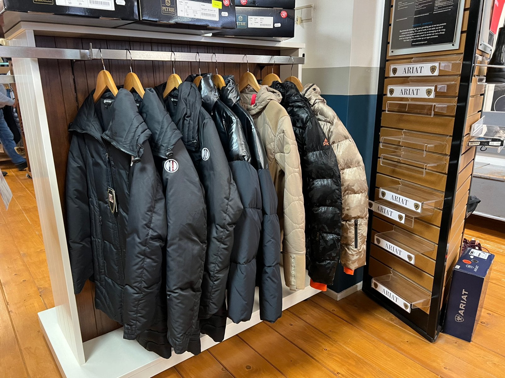 Partij paardrijkleding Jassen, Bodywarmer, Shirts & sweaters, Ophalen, Dames, Nieuw, Overige disciplines