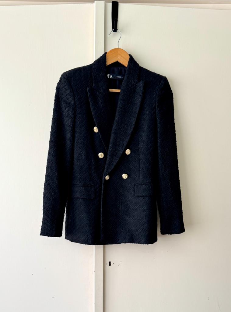Zara nieuwe bouclé blazer XS 34/36 zwart gouden knopen, Kleding | Dames, Nieuw, Ophalen of Verzenden, Jasje, Maat 34 (XS) of kleiner