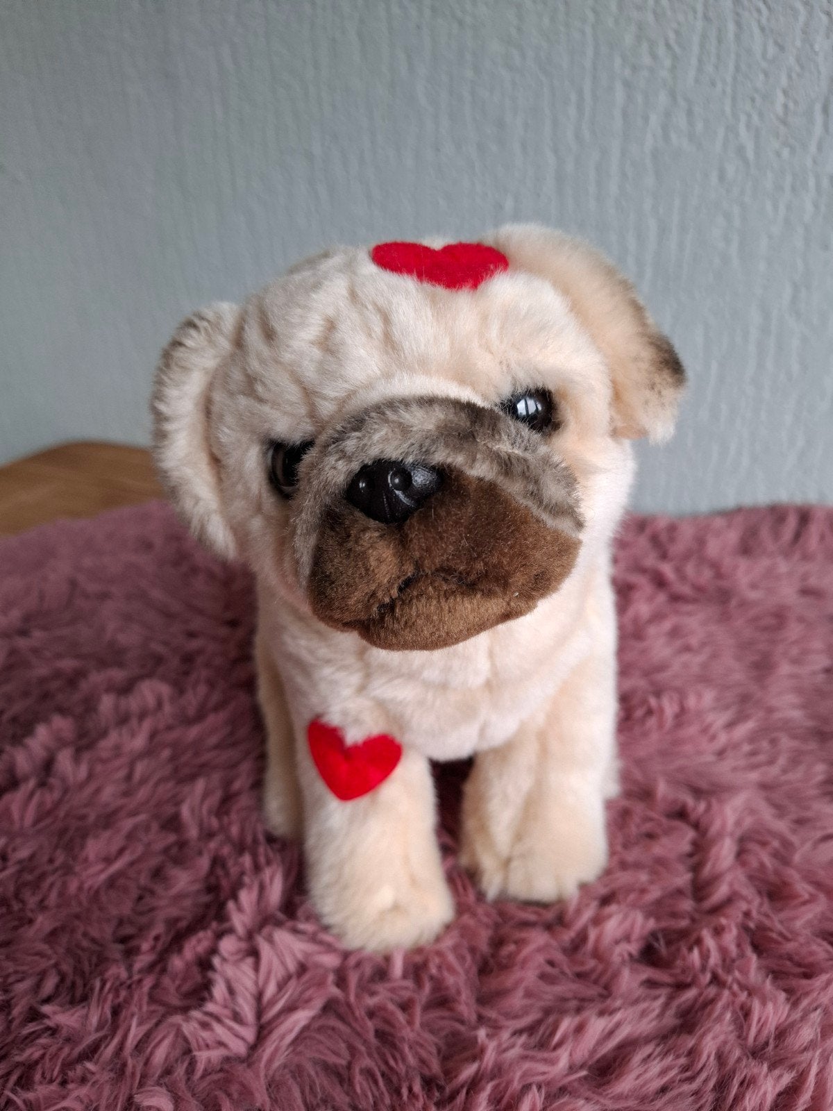 Schattige Studio Pets Mopshond Knuffel met Hartjes, Kinderen en Baby's, Speelgoed | Knuffels en Pluche, Overige merken, Zo goed als nieuw