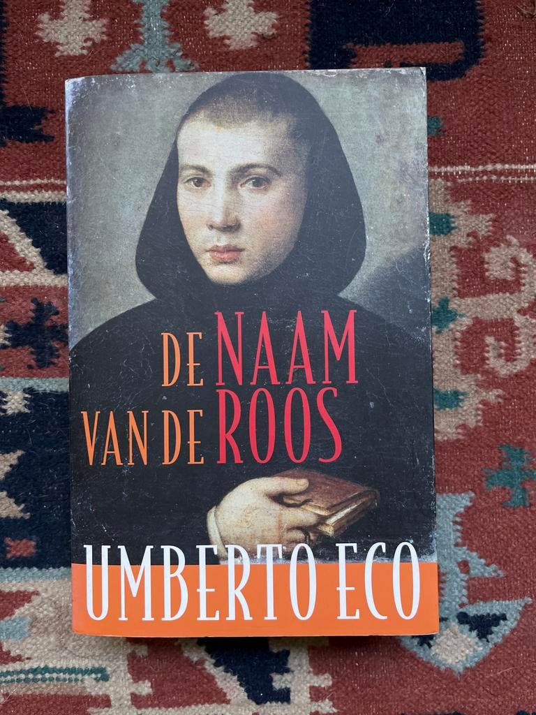De Naam van de Roos - Umberto Eco (Paperback), Boeken, Romans, Gelezen, Nederland, Ophalen of Verzenden