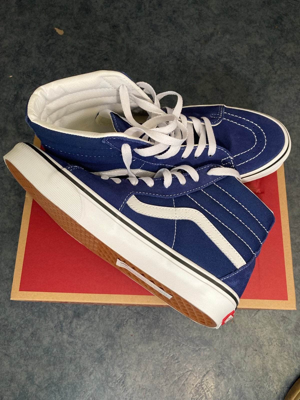 Vans SK8-Hi Deep Indigo Sneakers - Maat 39, Kleding | Dames, Schoenen, Ophalen, Nieuw, Blauw, Sneakers of Gympen