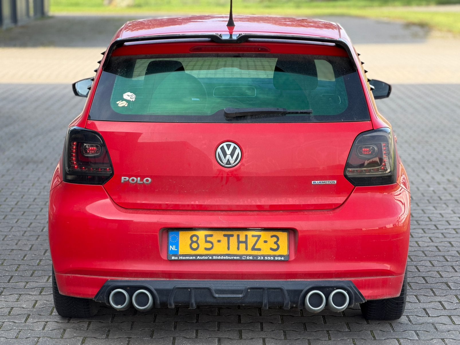 Foto 5 van Volkswagen Polo 1.2 TDI 55KW BM 2012 Rood | GTI Interieur