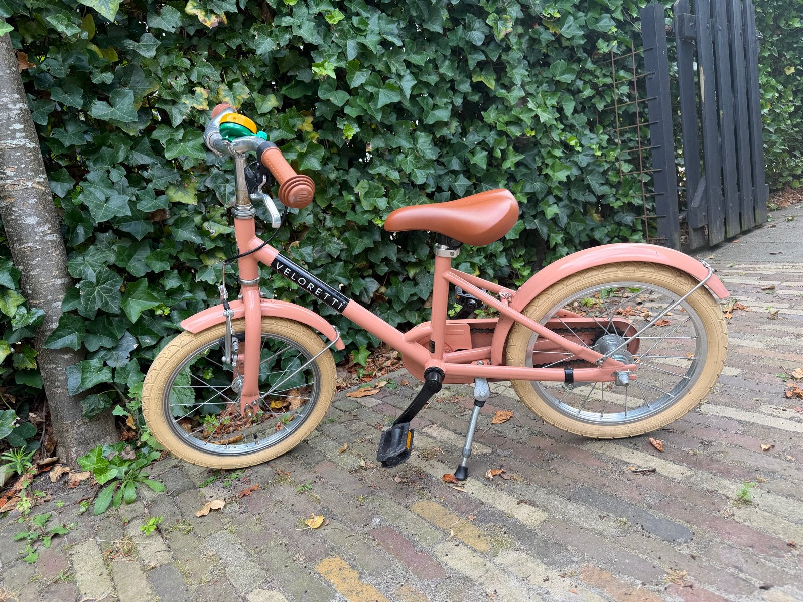 Veloretti Maxi 16 inch - Roze, Ophalen, Gebruikt, Terugtraprem, 16 tot 20 inch