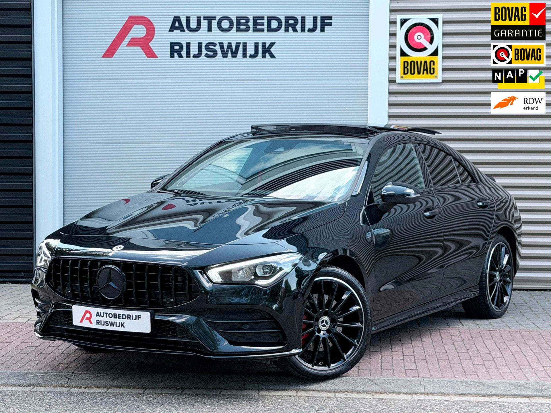 Mercedes-Benz CLA-klasse 250 e AMG Line Pano/Burmester/Camer, Gebruikt, Euro 6, 4 cilinders, 15 kWh