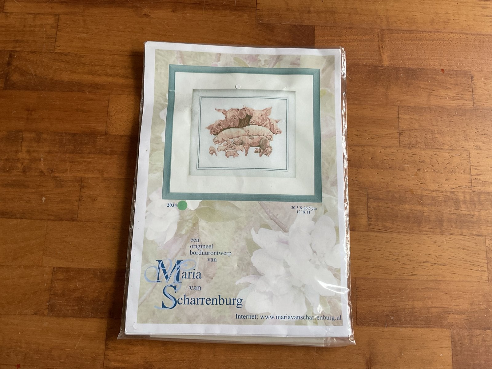 Borduurpakket Maria van Scharrenburg - Varkentjes, Hobby en Vrije tijd, Borduren en Borduurmachines, Ophalen of Verzenden, Nieuw