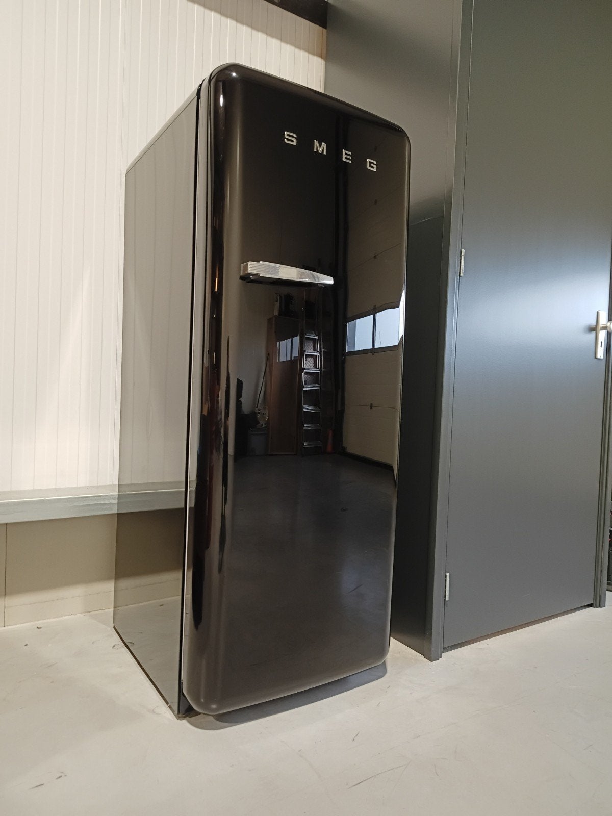 Smeg koelkast met vriesvak en groente lades., Ophalen, 200 liter of meer, 160 cm of meer, Zo goed als nieuw