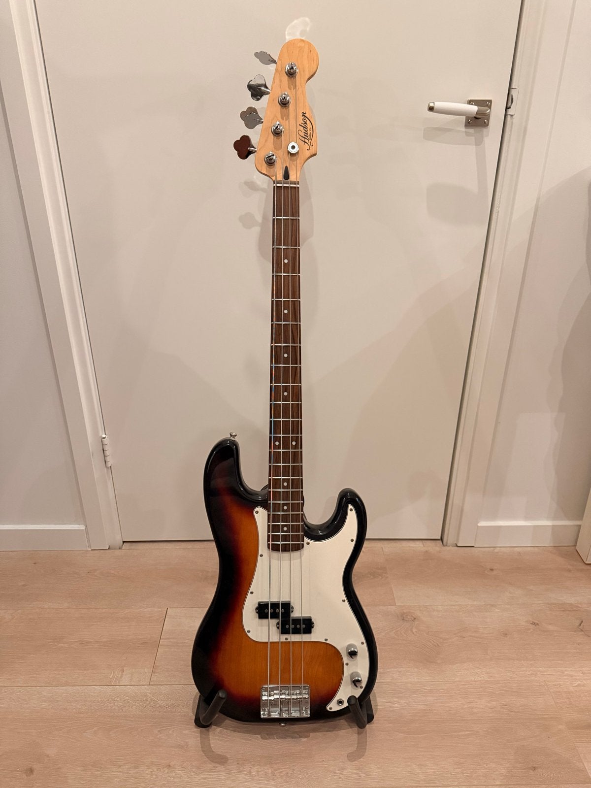 Hudson Precision Bass - Zo goed als nieuw, Muziek en Instrumenten, Snaarinstrumenten | Gitaren | Bas, Ophalen, Zo goed als nieuw