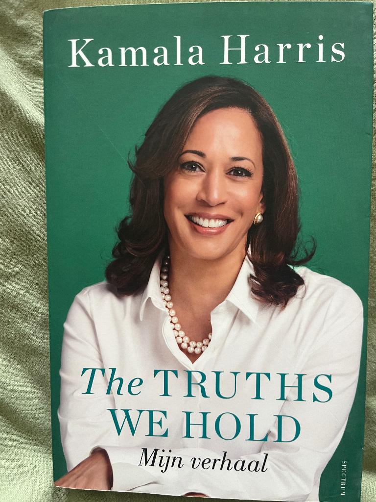 The truths we hold- kamala harris, Ophalen of Verzenden, Zo goed als nieuw, Kamala harris