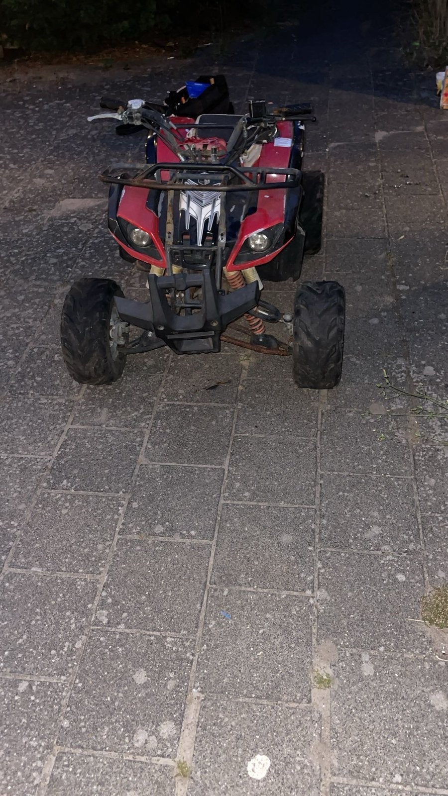 Quad 125cc, Ophalen of Verzenden, Zo goed als nieuw, Overige schalen, Auto offroad