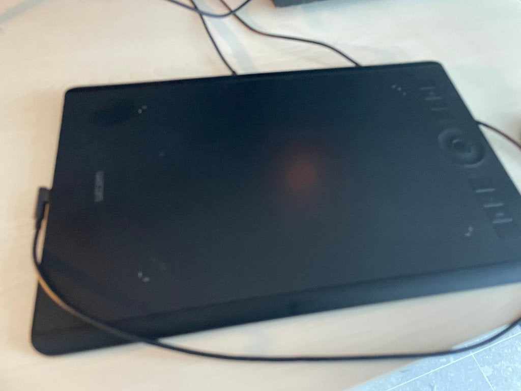 Wacom Intuos Pro M - model PTH660, Computers en Software, Tekentablets, Ophalen, Zo goed als nieuw, Bedraad, Wacom